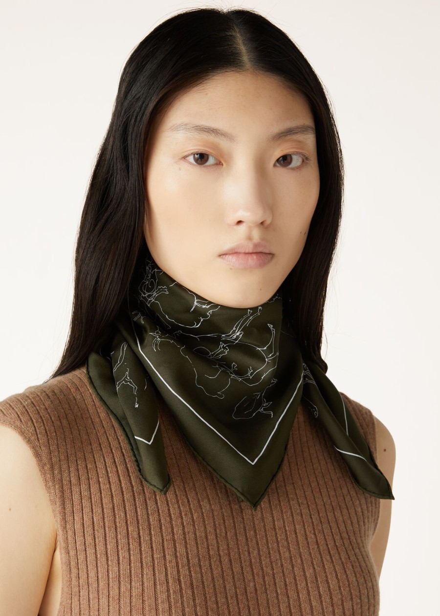 sztuka najdelikatniejszych włókien foulard silk forest nightwhite