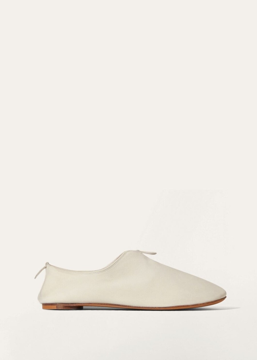 mokasyny whisper white floaty loafer ze skóry cielęcej