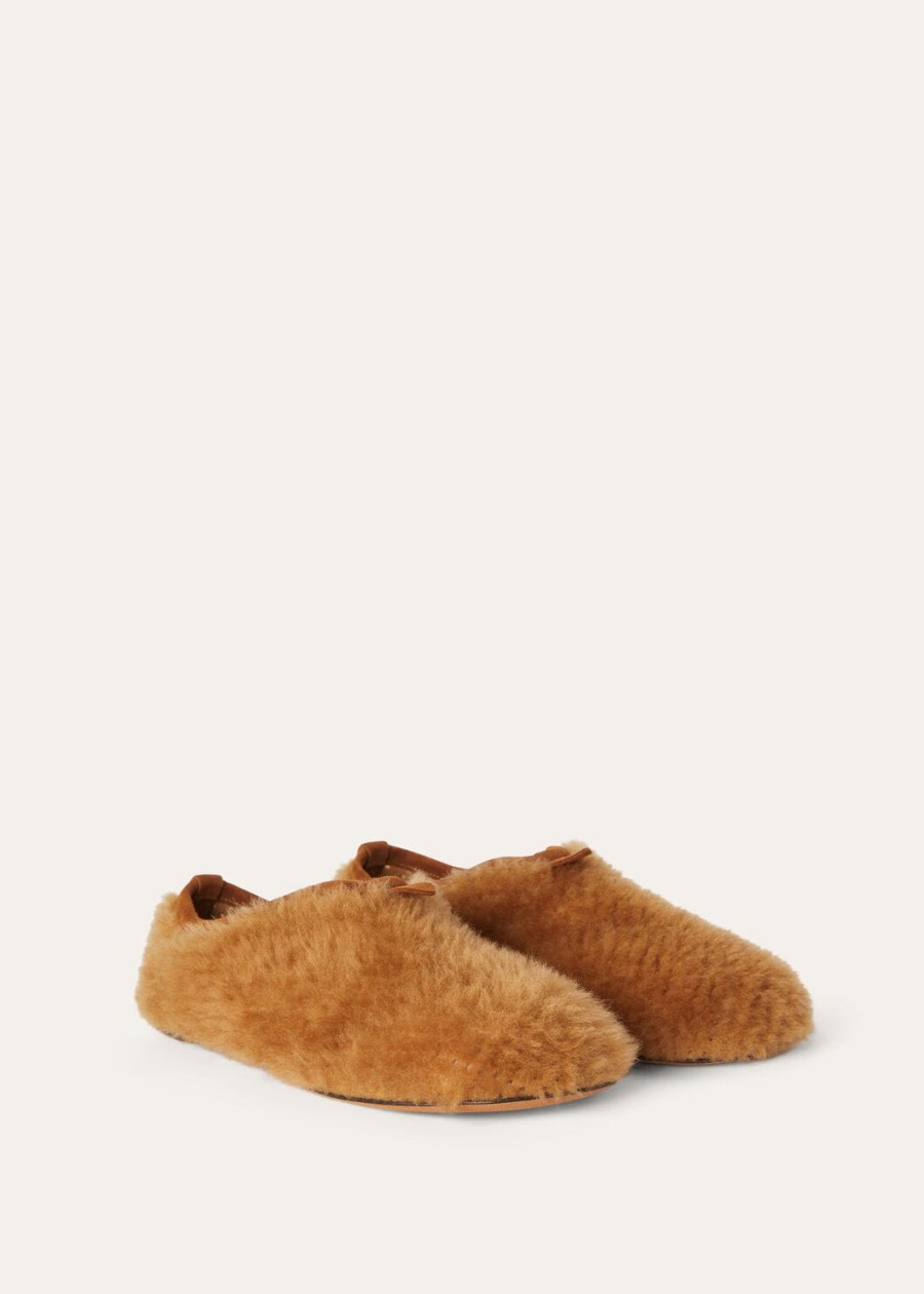 mokasyny z owczej skóry w kolorze piernikowego złota w stylu floataty flat loafer