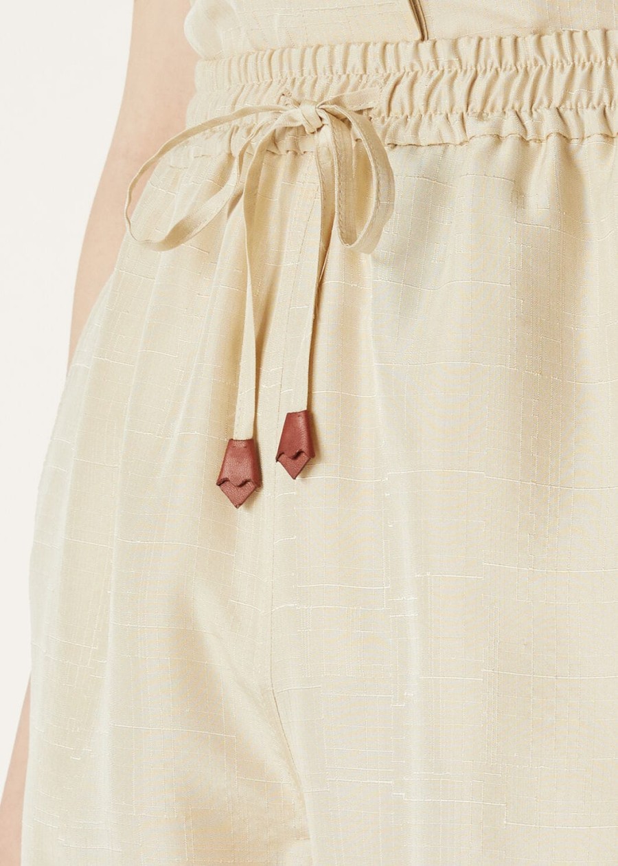 jake bermuda shorts silk silken sand